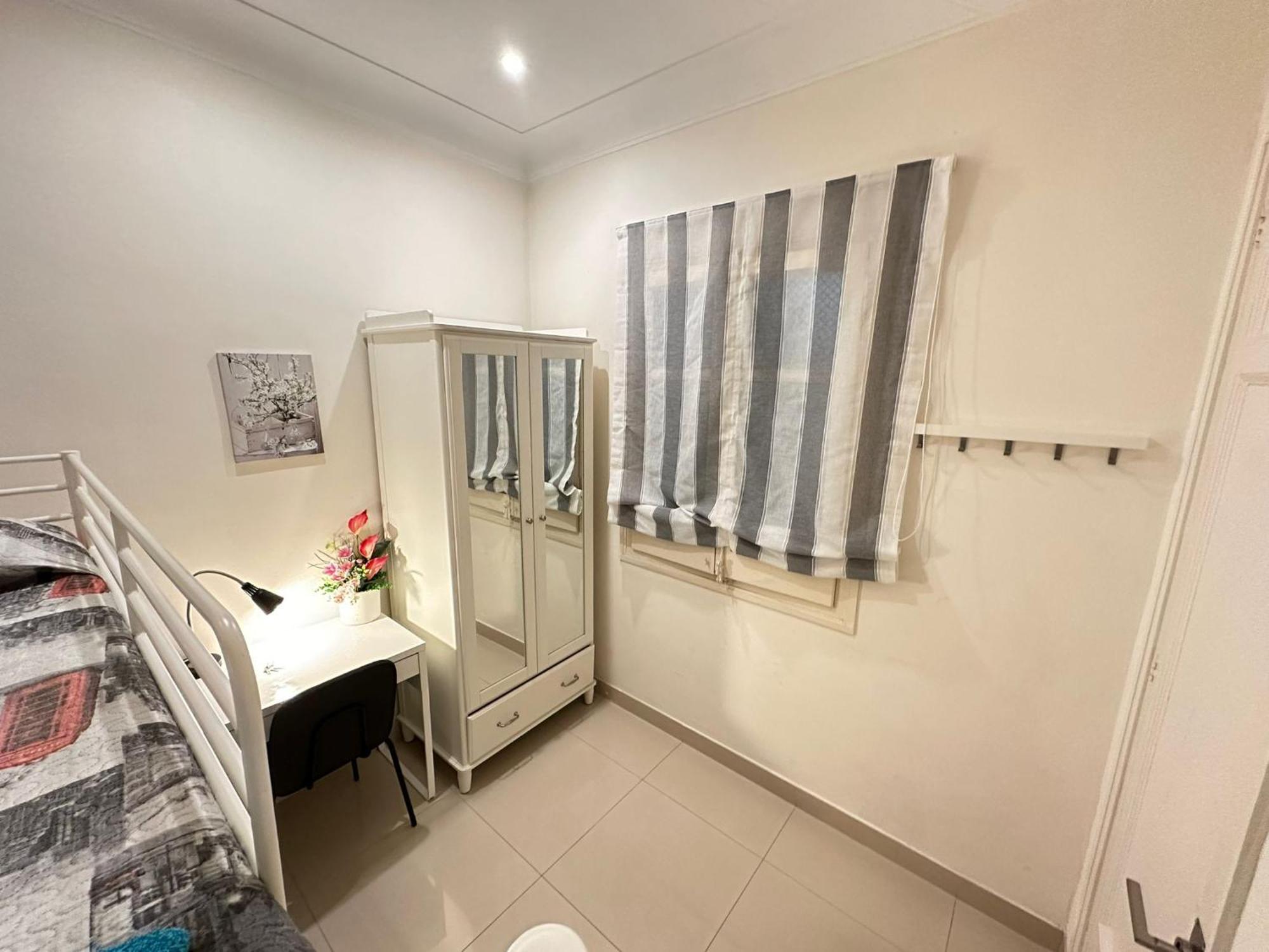 Gran Via Bed & Breakfast *