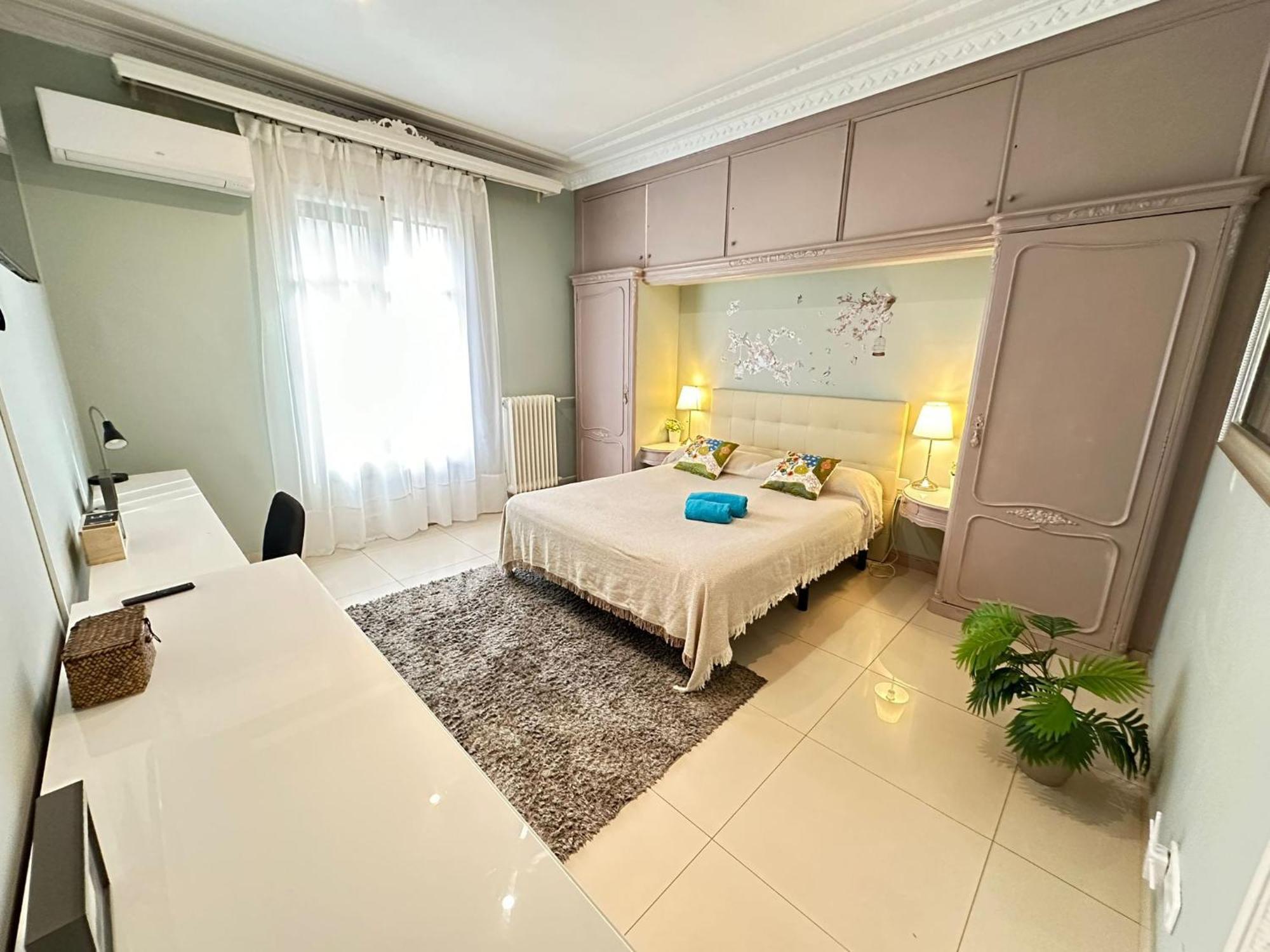 Gran Via Bed & Breakfast *